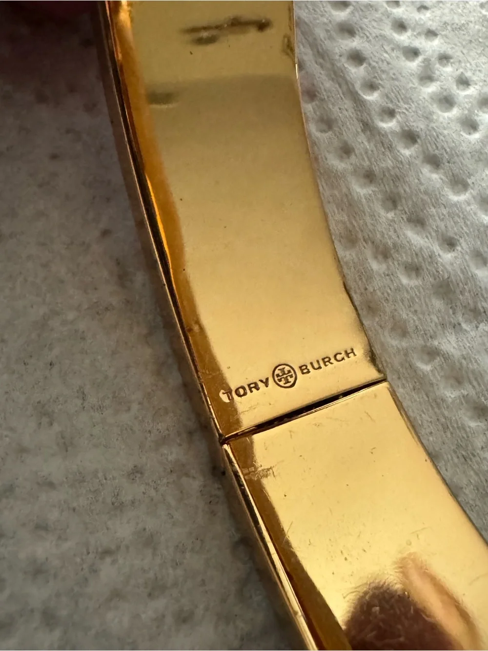 Tory Burch Coral Enamel Gold-Tone Logo Hinge Bracelet